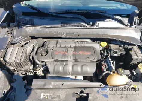 2018 Jeep Compass Altitude 4X4 from USA, damaged, VIN 3C4NJDBB5JT433875